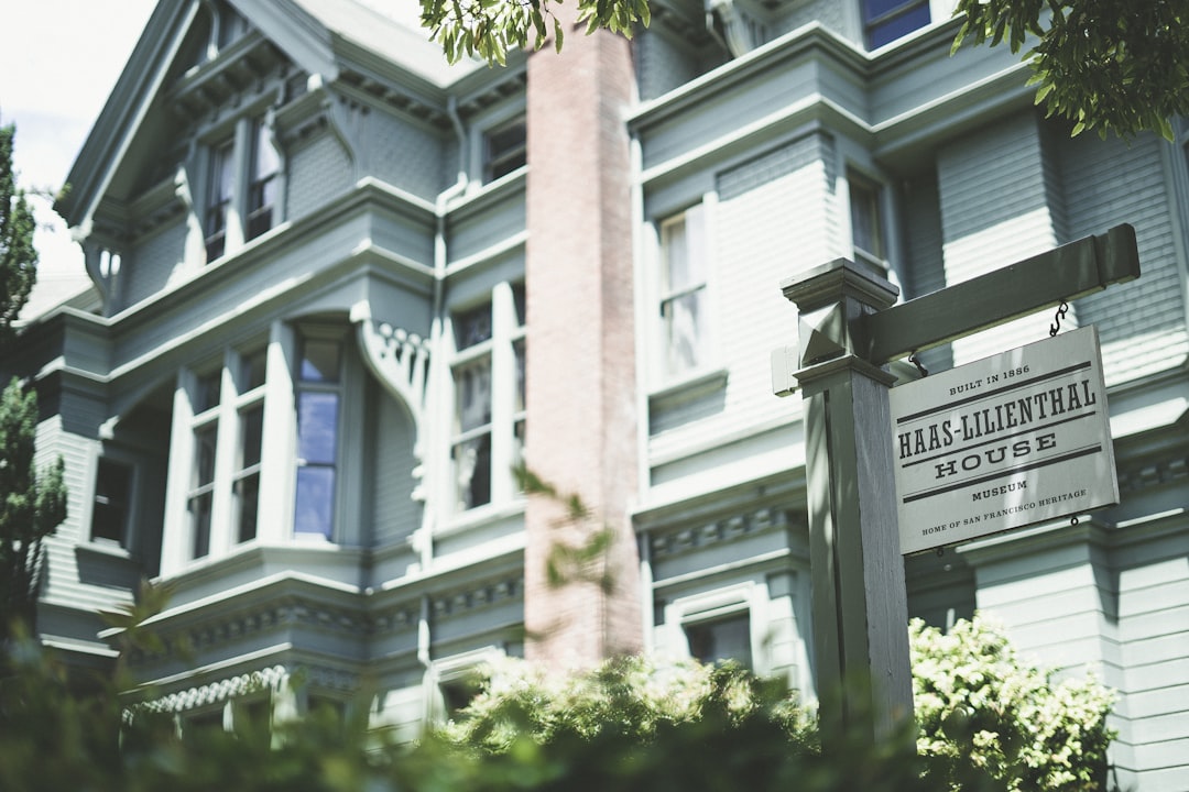 Photo Real Estate Appraisal